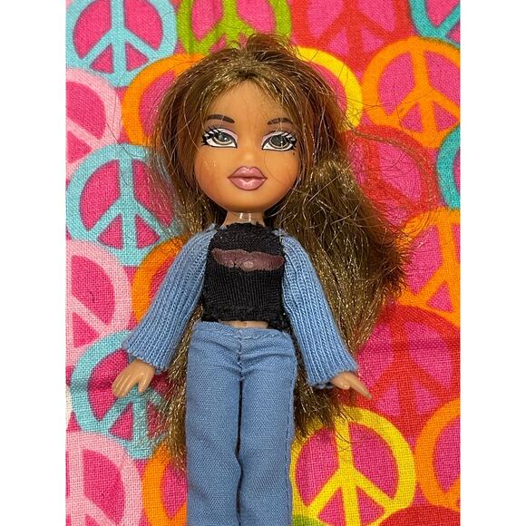 Lil Bratz Wintertime Wonderland Sasha 4" Doll with outfit NO Shoes - Picture 1 of 5